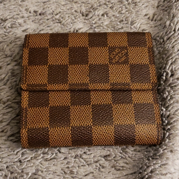Louis Vuitton Wallet - Picture 2 of 16